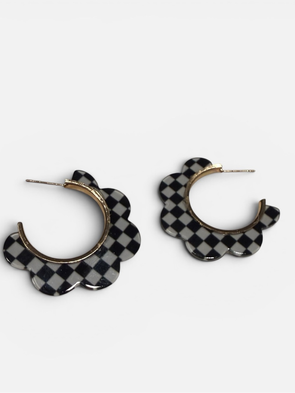 Black Scalloped Checker Hoop Earrings - Women Jewelry